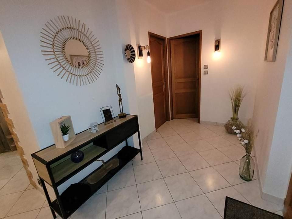 Appartement Cosy Style Industriel Бурж Экстерьер фото